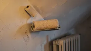czym gruntować sufit przed malowaniem