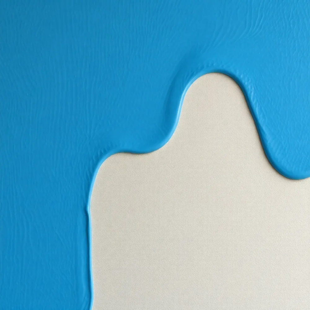 Czy folię w płynie można malować