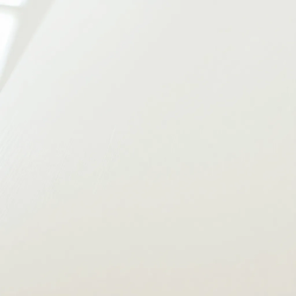 Malowanie drzwi z okleiny