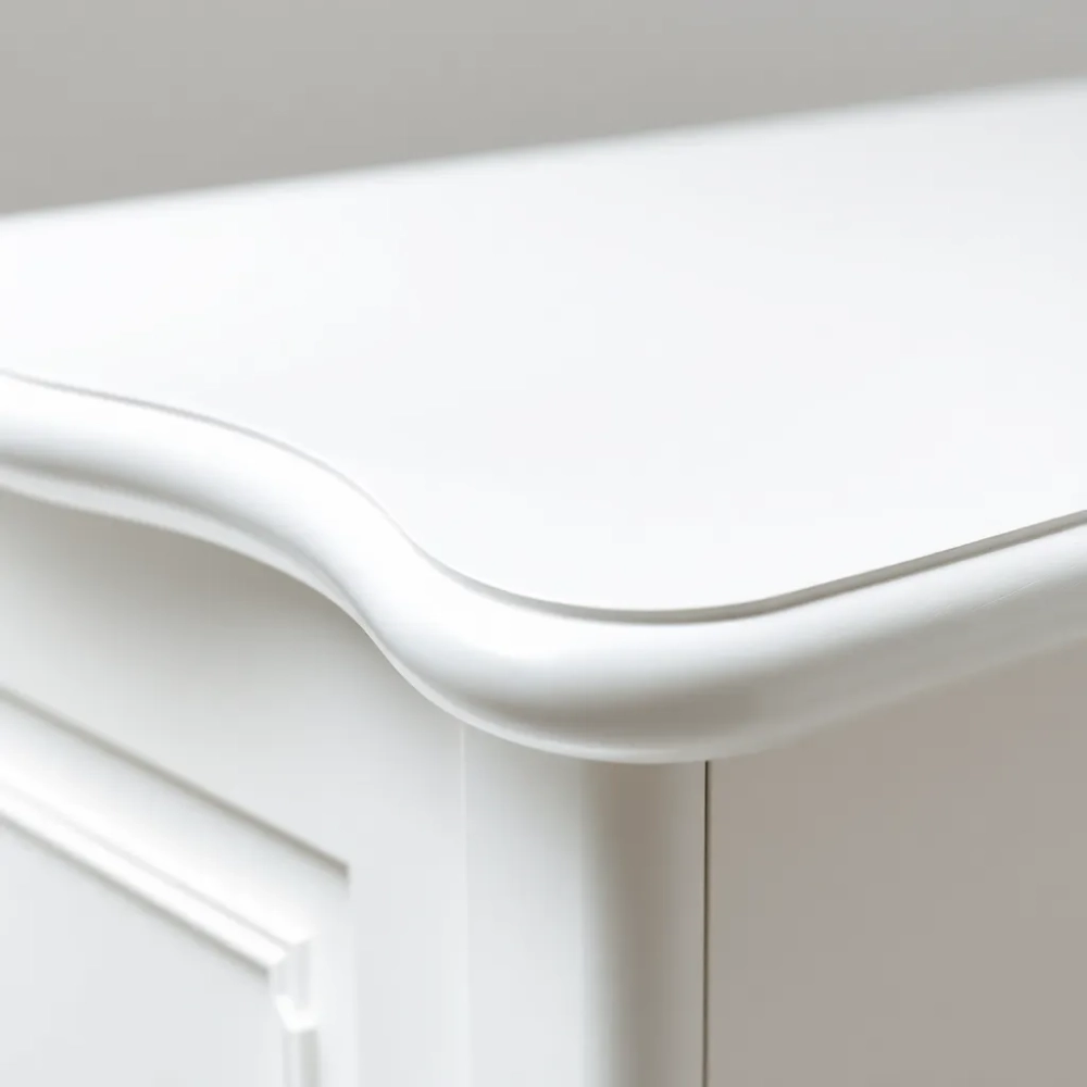 Malowanie mebli na biało