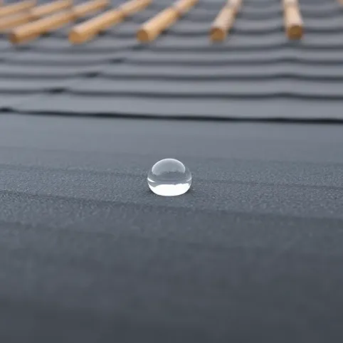 Czy membrana dachowa przepuszcza wodę