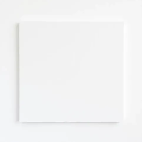 Czy tynk mineralny trzeba malować