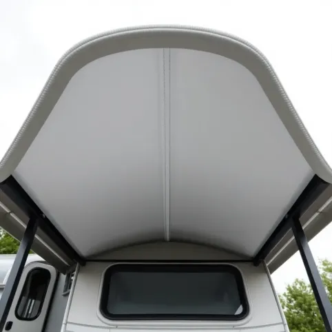 Dach ochronny do przyczepy kempingowej