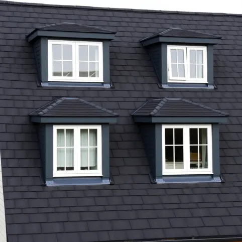 Grafitowy dach jakie okna