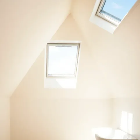 Jakie okna dachowe do łazienki na poddaszu