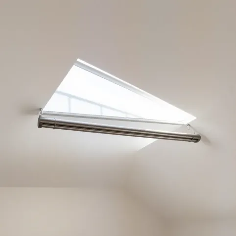 Karnisz na okno dachowe