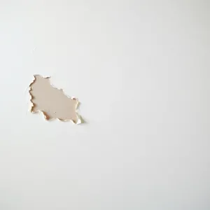 Kiedy gruntować ściany przed malowaniem