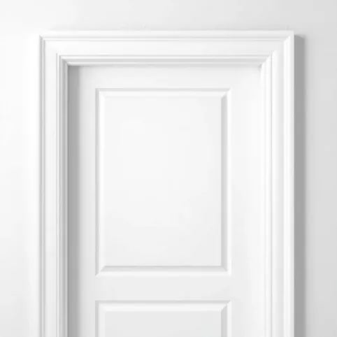 Malowanie futryn drewnianych na biało