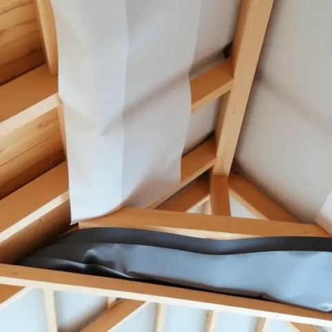 Montaż membrany dachowej od wewnątrz