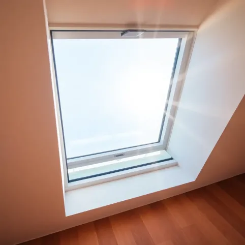 okno dachowe velux 78x140 3szybowe z kołnierzem